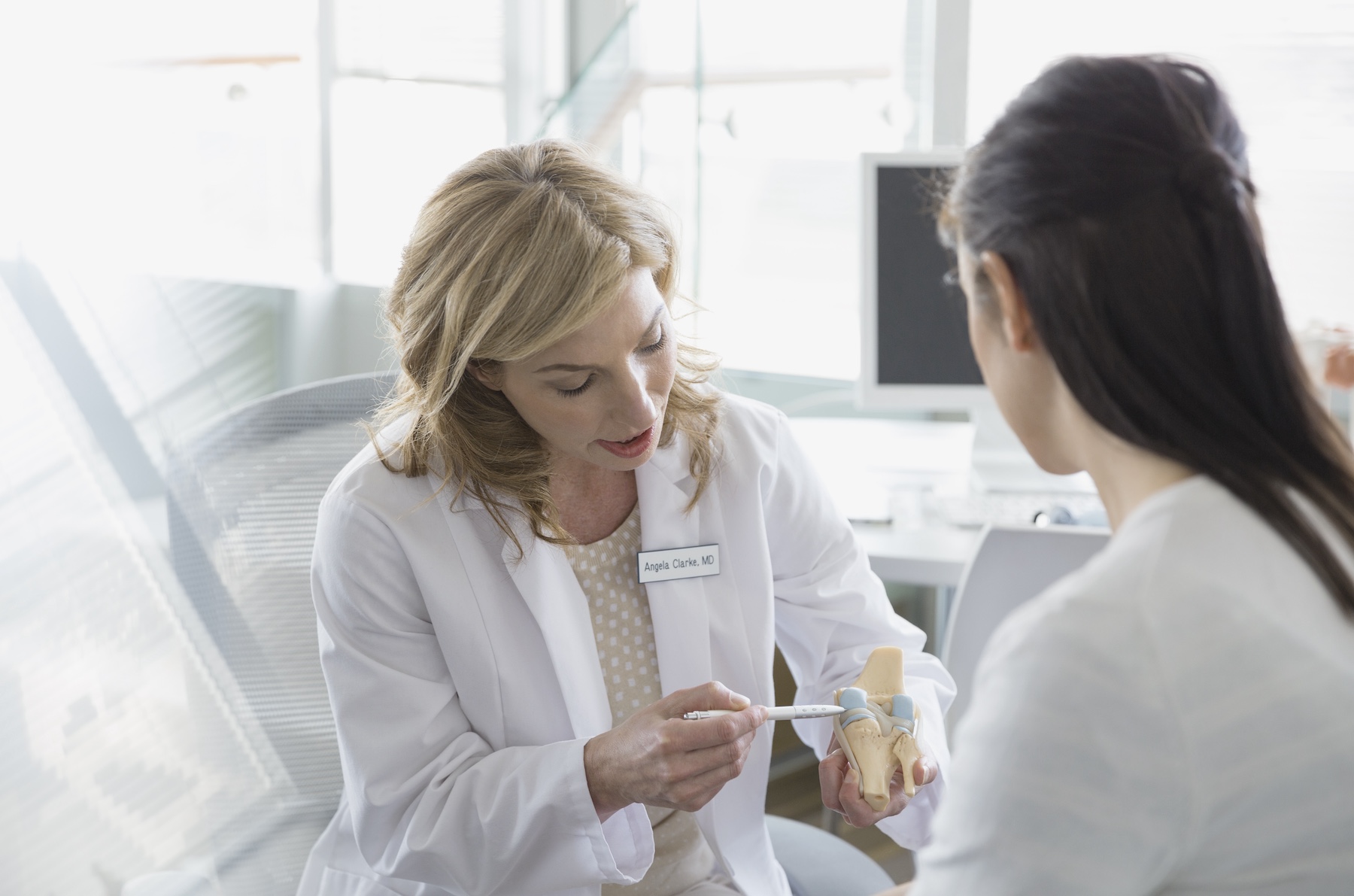 stemtology_case_study_doctor_and_patient_talking